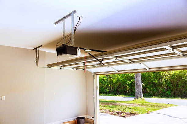 Top rated local Garage Door Panel Replacement specialists in Salem, VA